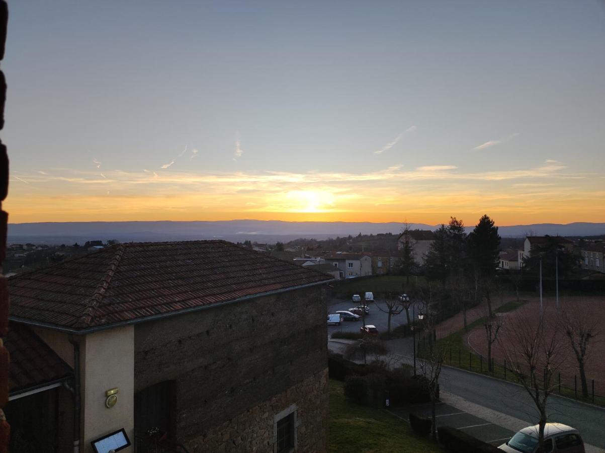Les Pierres Folles Bed and Breakfast Rozier-en-Donzy Exteriör bild